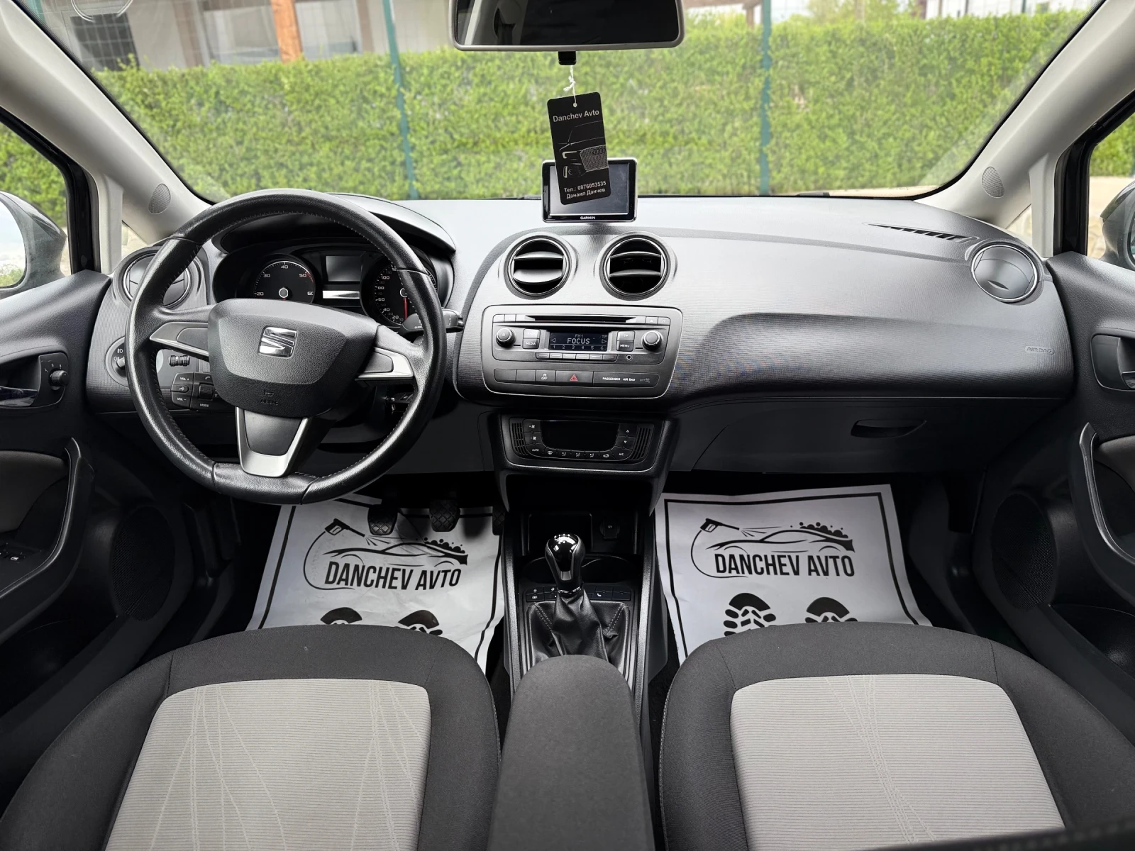 Seat Ibiza 1.6 105 Face lift, снимка 14 - Автомобили и джипове - 54382890