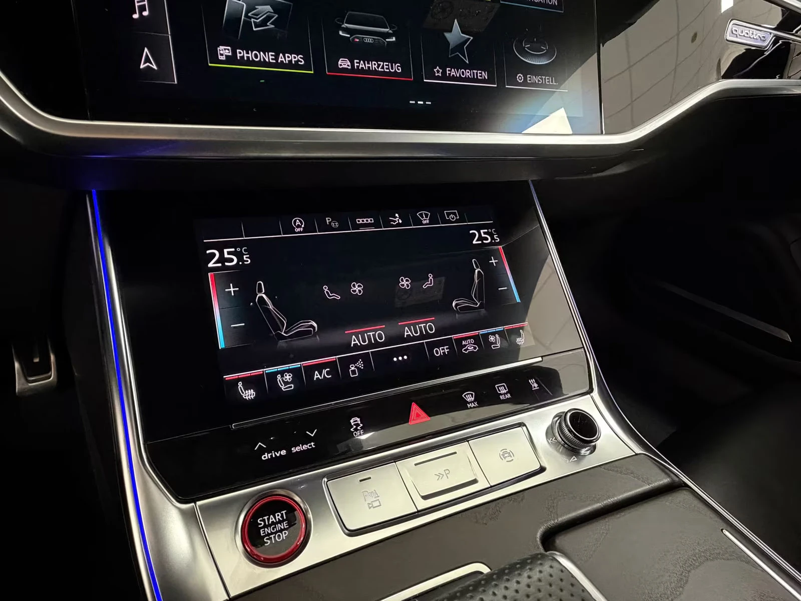 Audi Rs7 KERAMIK/600HP/MATRIX/360/HUD/PANO/SOFT/ALCNTR/393z, снимка 15 - Автомобили и джипове - 54423145