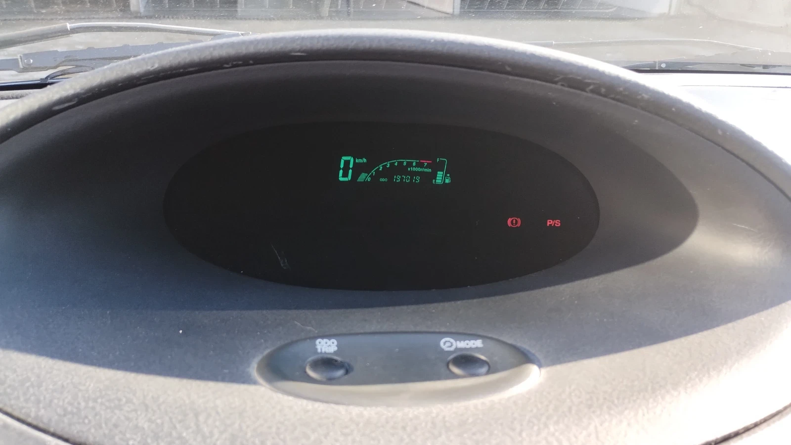 Toyota Yaris 1.4 d4d, снимка 13 - Автомобили и джипове - 54441395