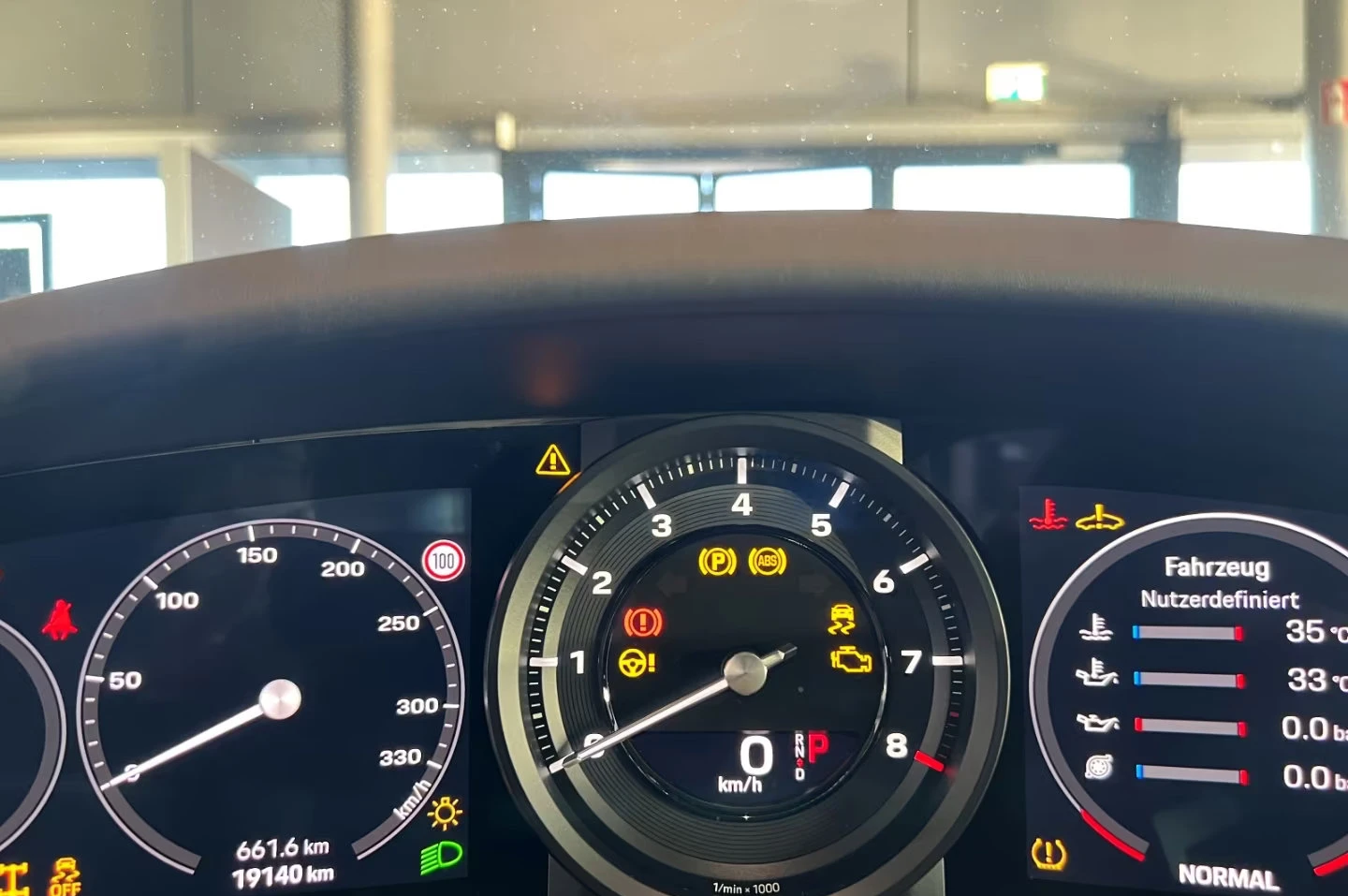Porsche 911 992/CARRERA/4S/450HP/PDK/CHRONO/MATRIX/PANO/424z, снимка 15 - Автомобили и джипове - 54604928