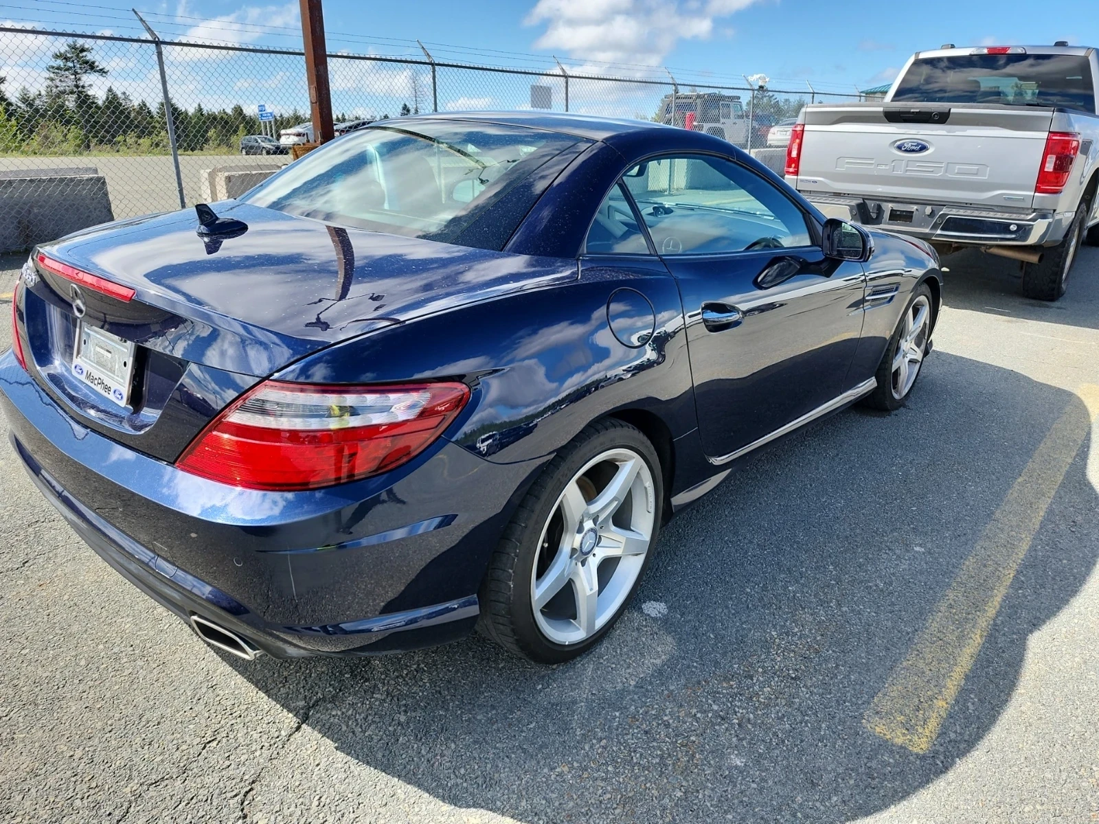 Mercedes-Benz SLK 350 / CARFAX, снимка 4 - Автомобили и джипове - 54875354