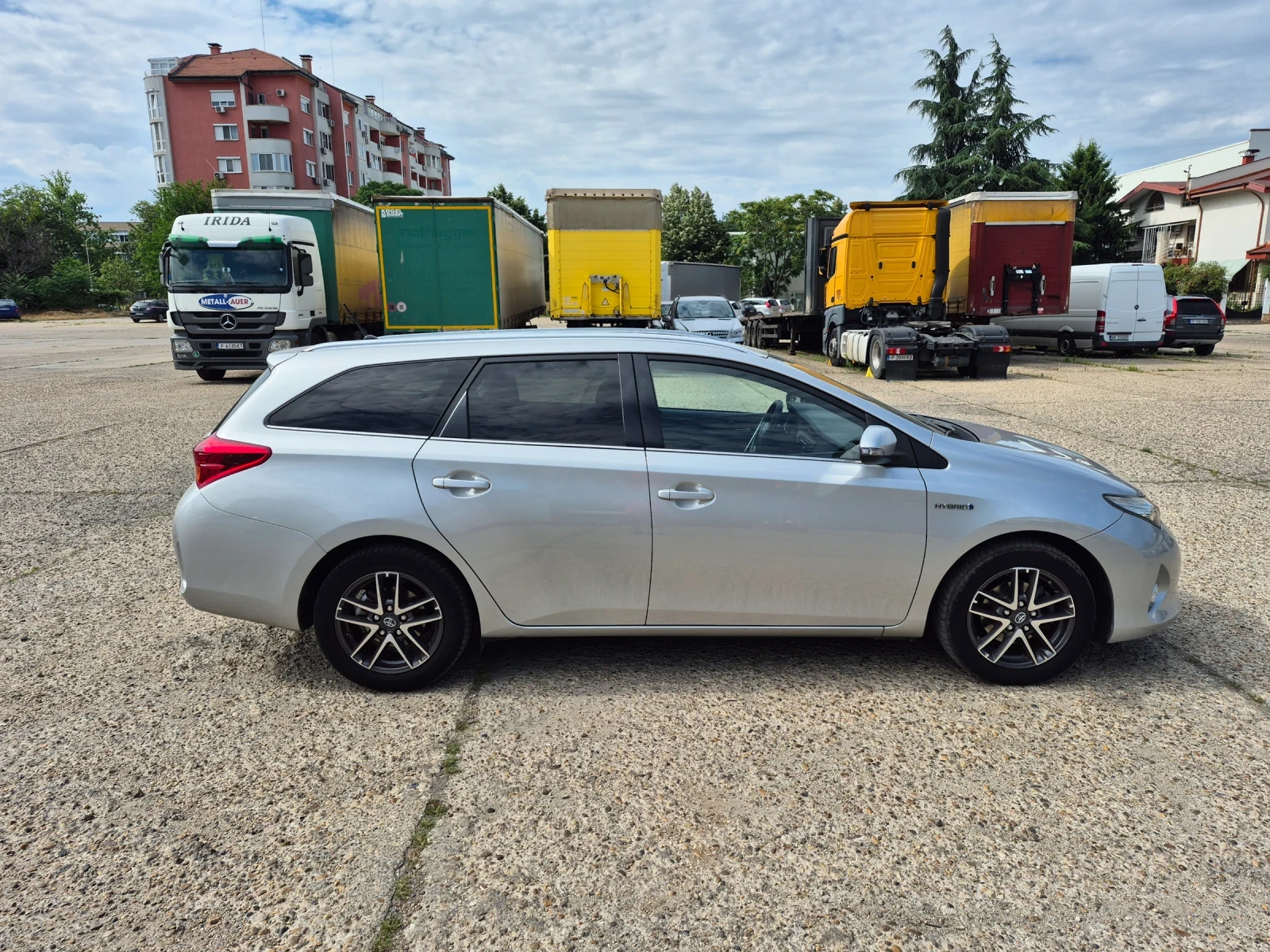 Toyota Auris ХИБРИДЕН. , снимка 8 - Автомобили и джипове - 55034999