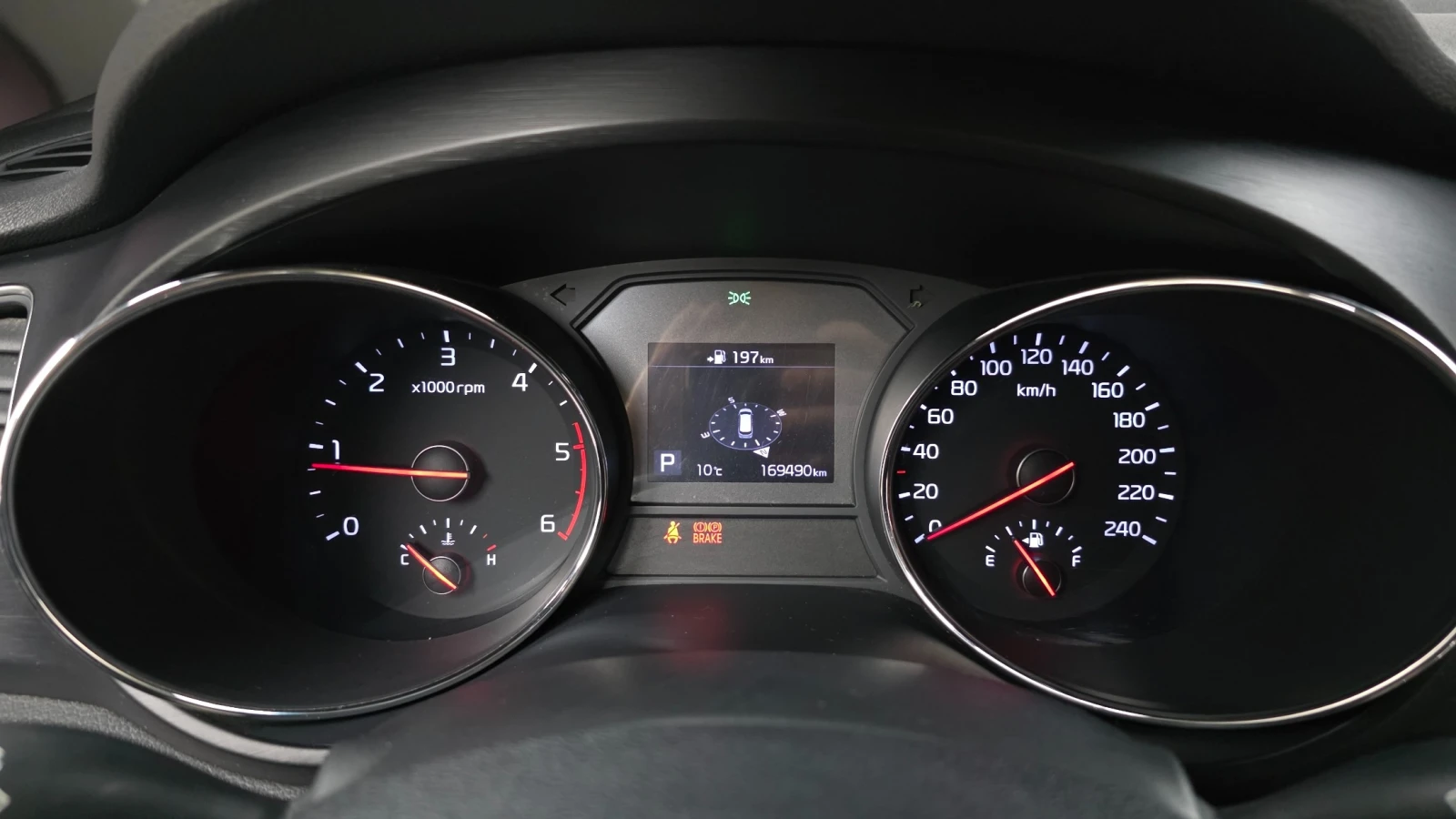 Kia Carnival LUXURY 2.2* 9 МЕСТА* ПОДГРЕВ ВОЛАН/СЕДАЛКИ, снимка 9 - Автомобили и джипове - 55625990