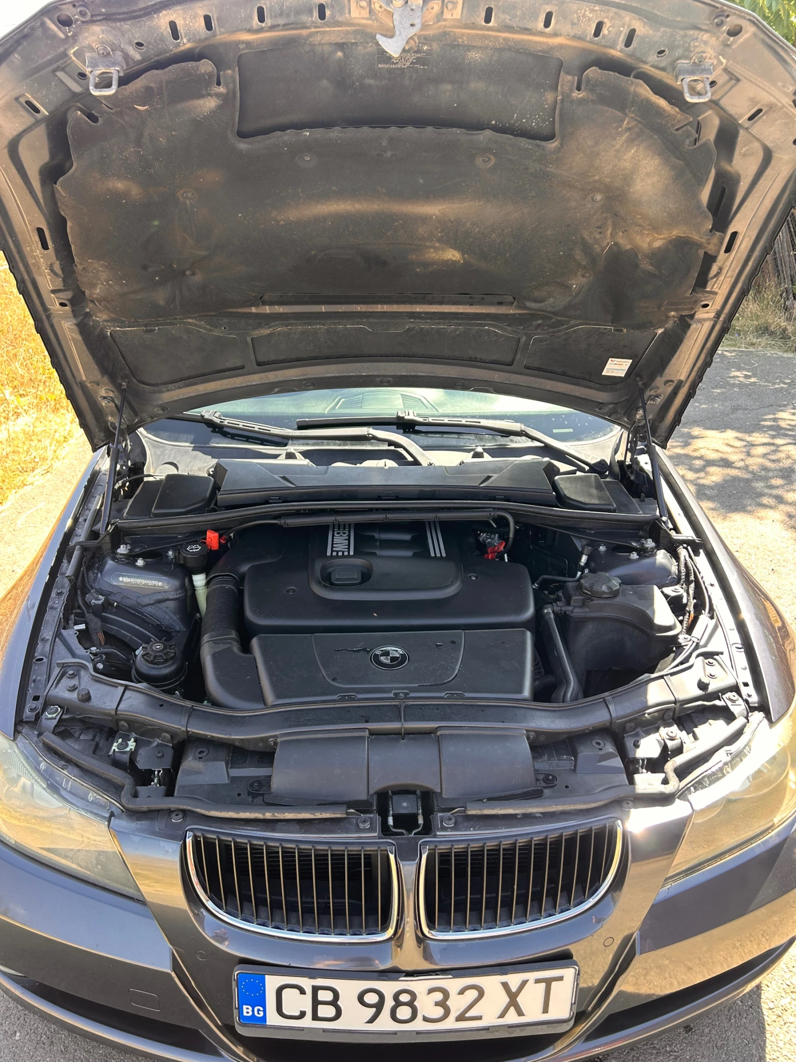 BMW 320, снимка 5 - Автомобили и джипове - 55679485