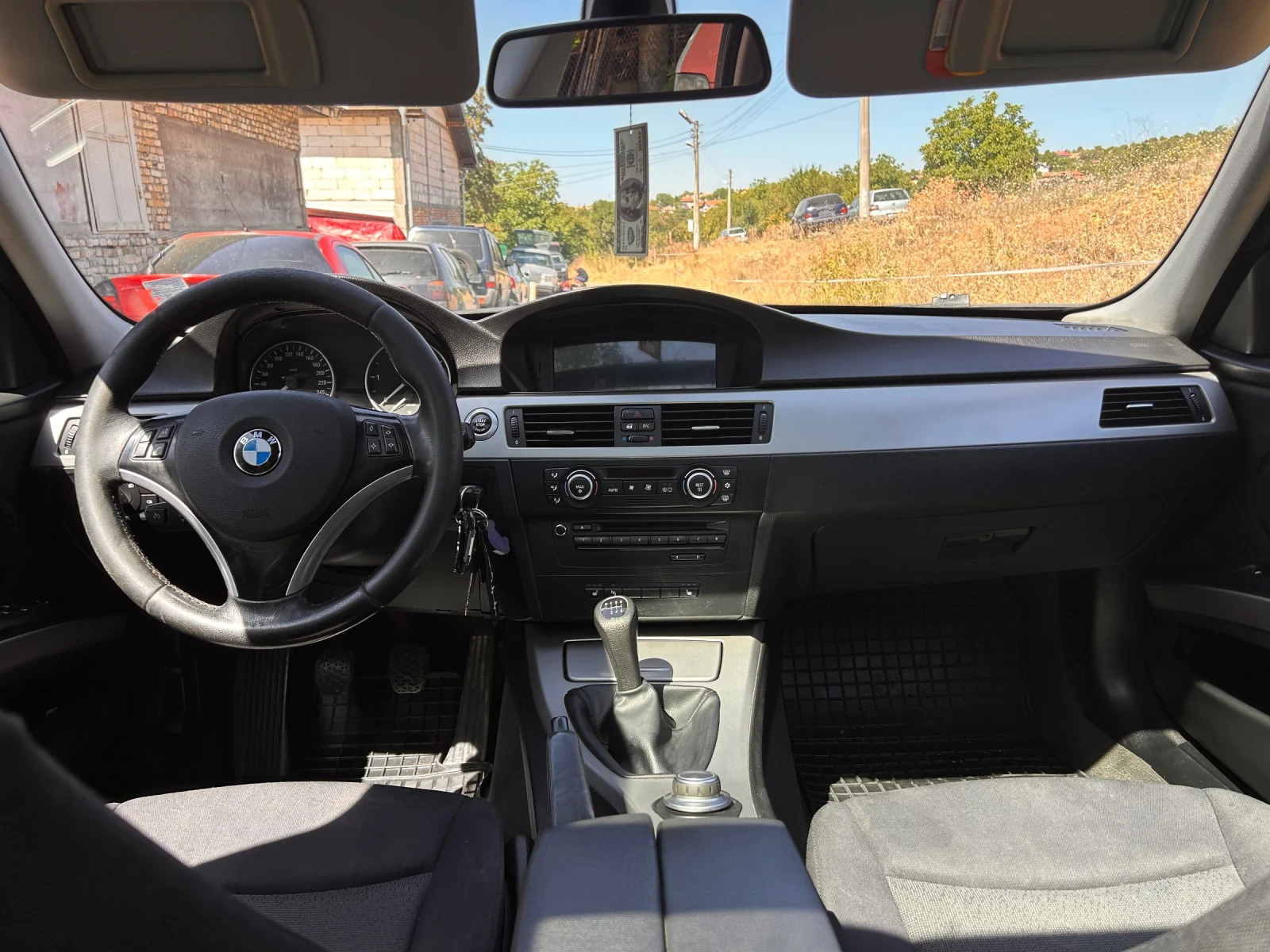 BMW 320, снимка 10 - Автомобили и джипове - 55679485