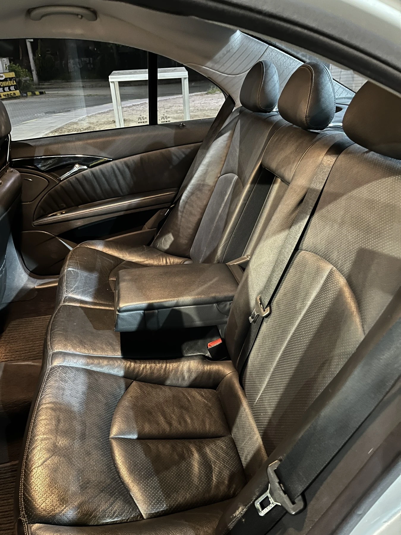 Mercedes-Benz E 220 w211, снимка 10 - Автомобили и джипове - 56133617