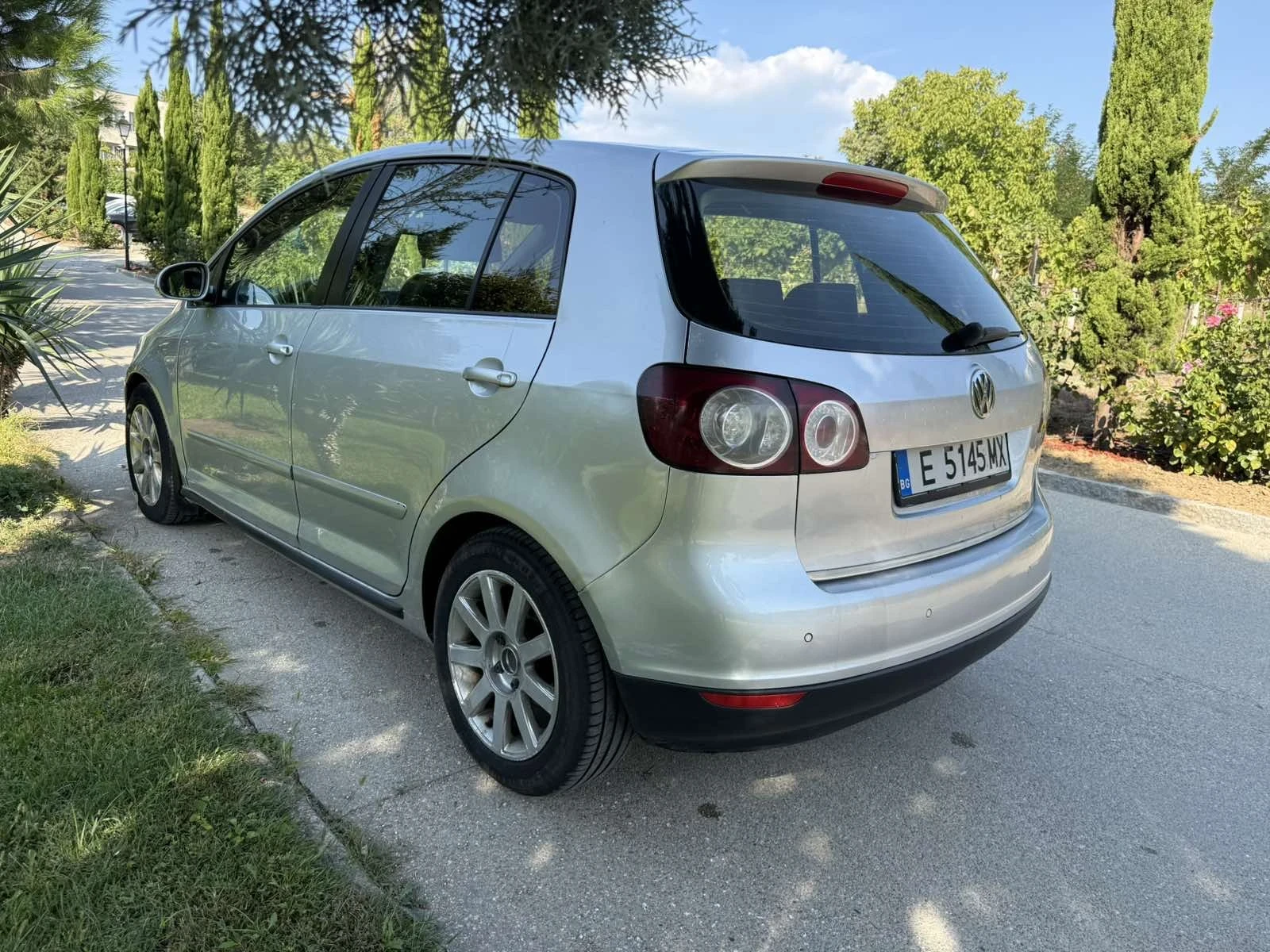 VW Golf Plus 1.9TDI АВТОМАТ , снимка 15 - Автомобили и джипове - 56150538