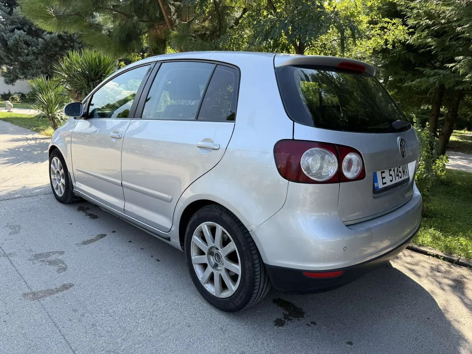 VW Golf Plus 1.9TDI АВТОМАТ , снимка 5 - Автомобили и джипове - 56150538