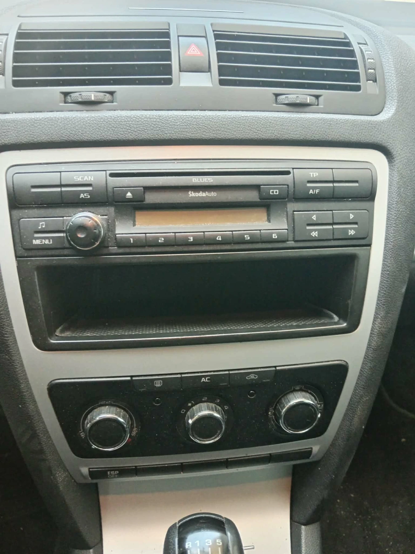 Skoda Octavia, снимка 4 - Автомобили и джипове - 56200637