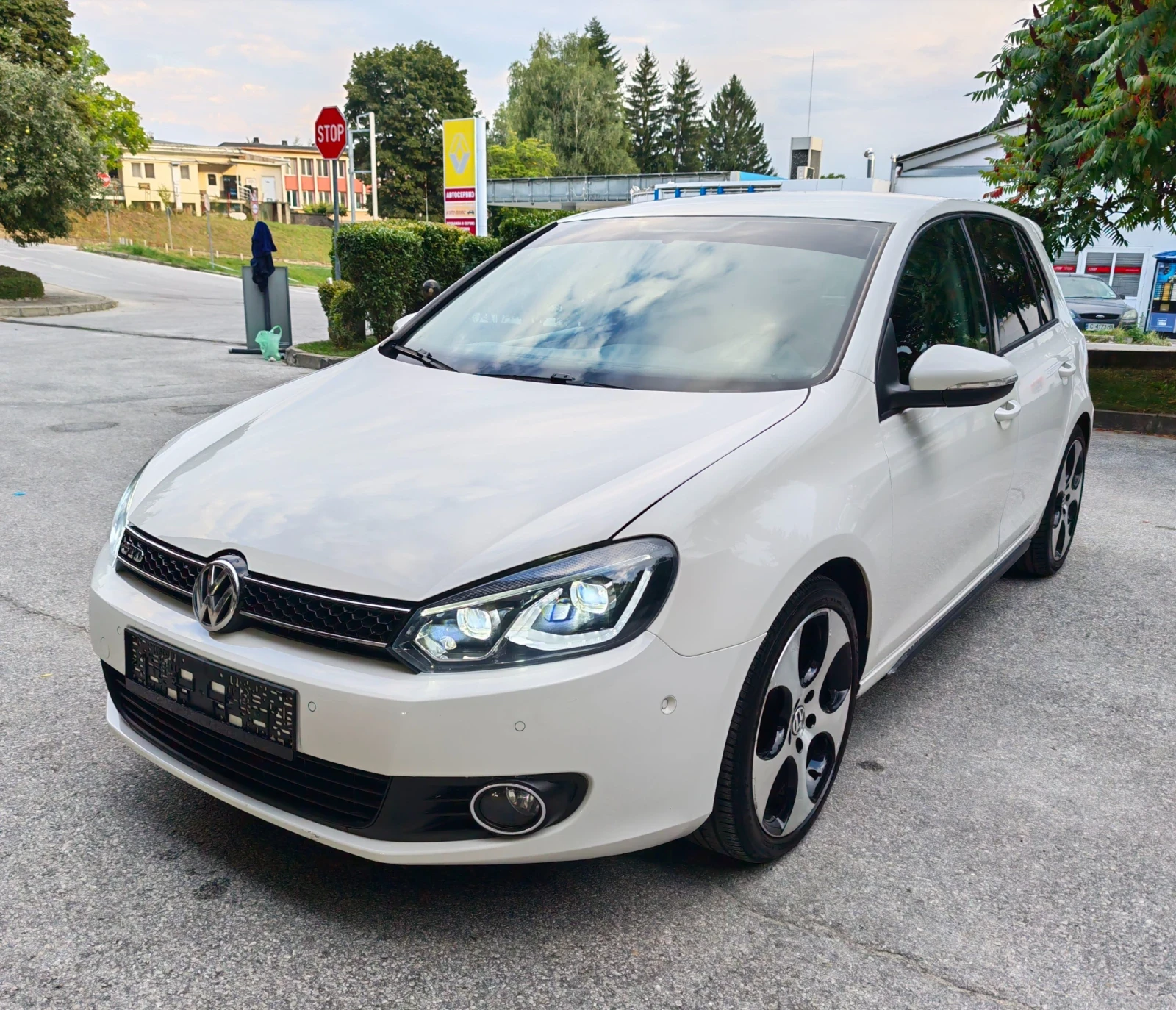 VW Golf ���� 6 105 �.� ������ | Mobile.bg � ����������� 2