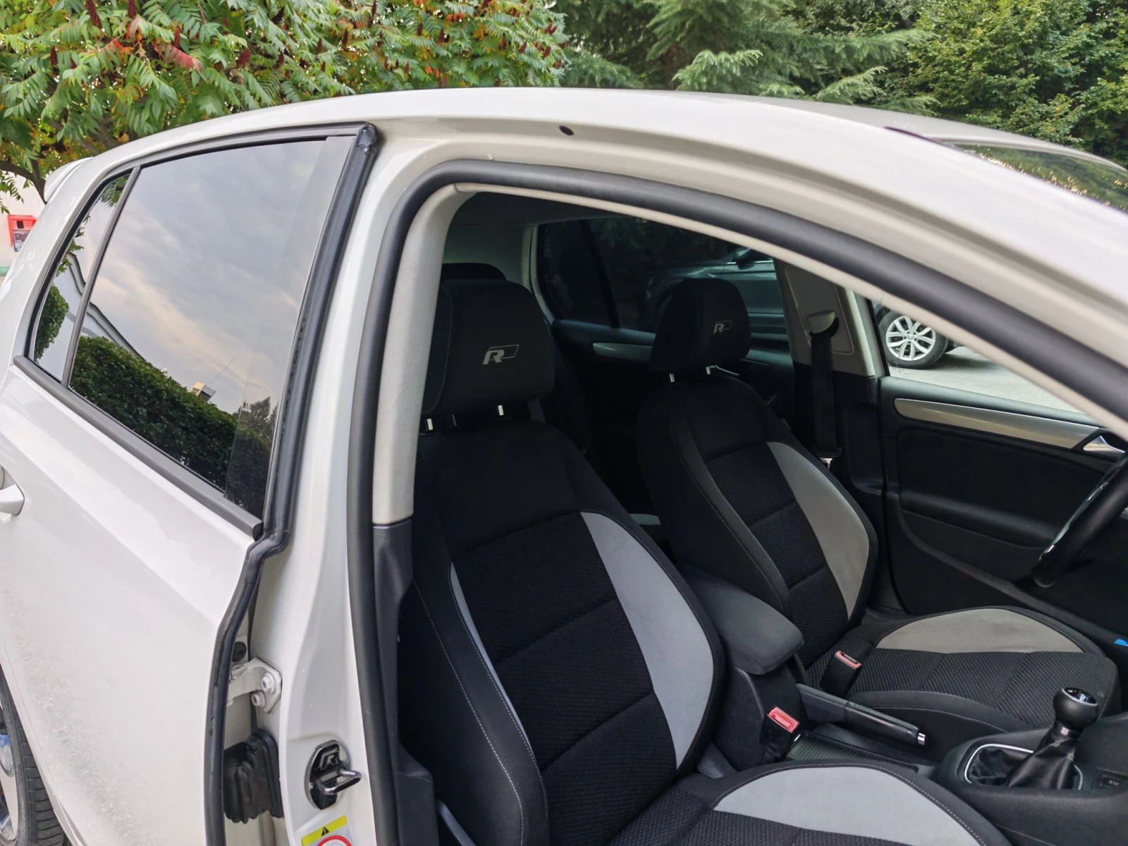 VW Golf ���� 6 105 �.� ������ | Mobile.bg � ����������� 13