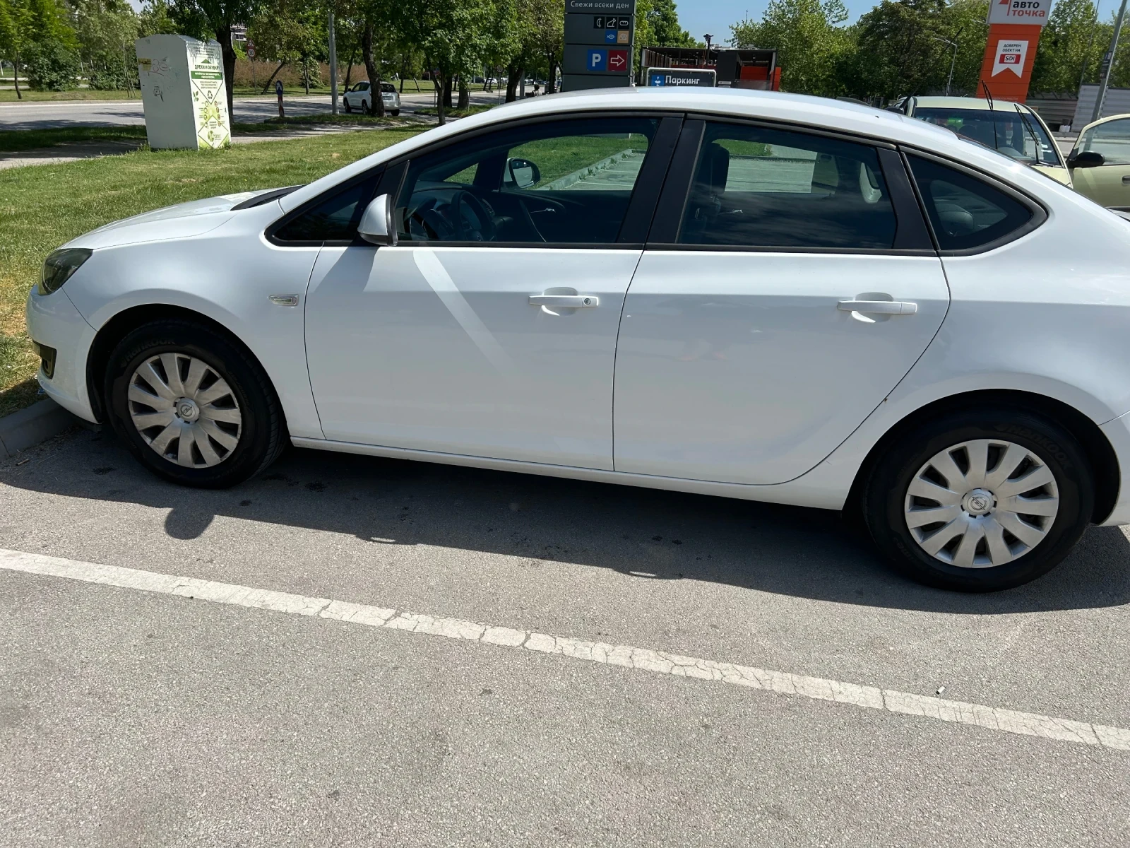 Opel Astra, снимка 4 - Автомобили и джипове - 56293353