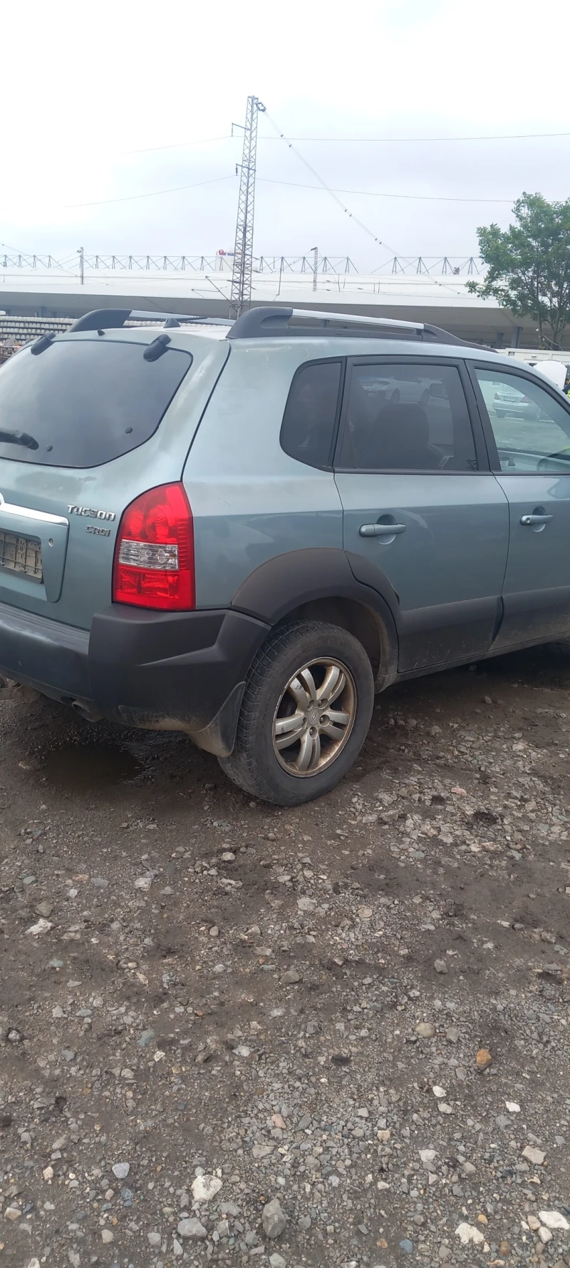 Hyundai Tucson 2.0crdi, снимка 3 - Автомобили и джипове - 48594944