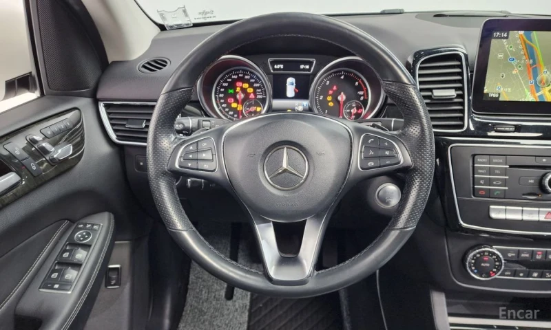 Mercedes-Benz GLE 250, снимка 13 - Автомобили и джипове - 53355181