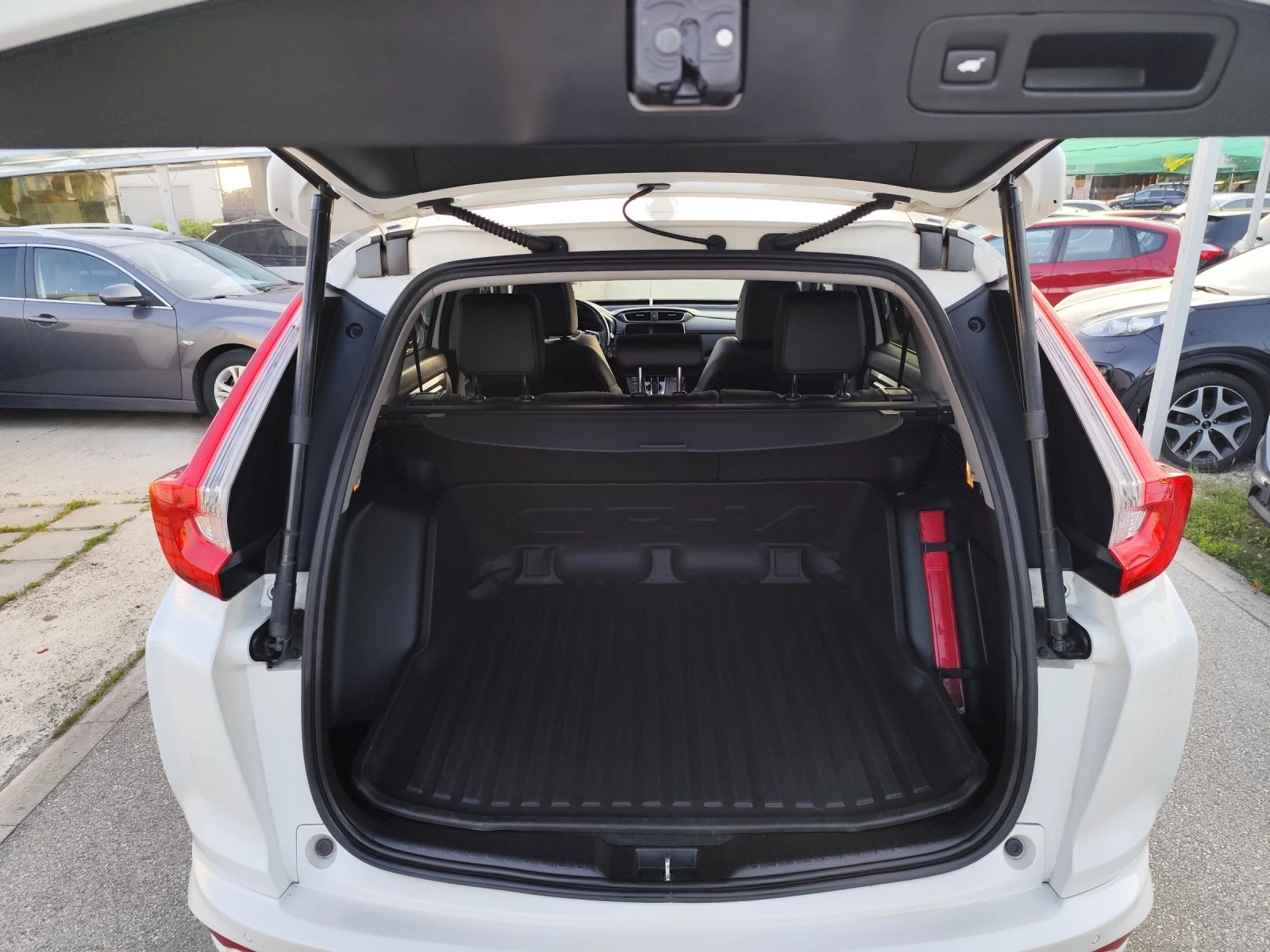 Honda Cr-v 1.5 Швейцария Sport Line Executive Plus 2 - изображение 7