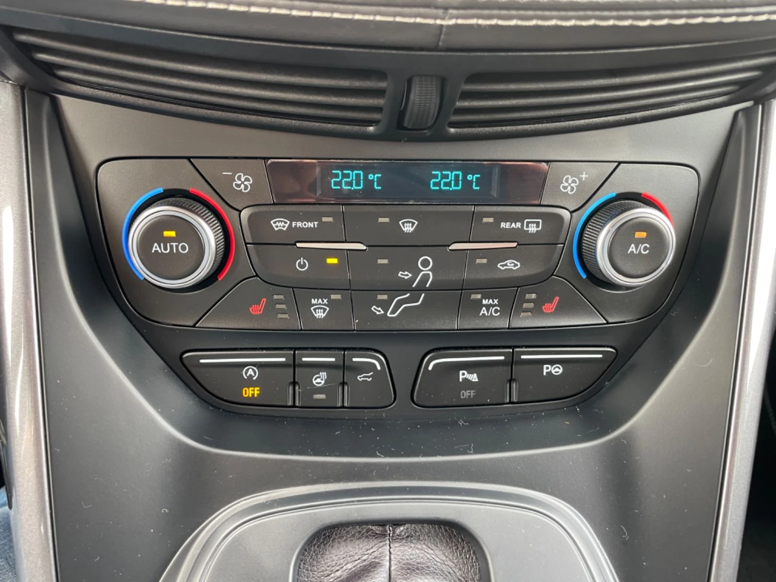 Ford Kuga 2.0 Duratorq 4x4 TDCi DPF - изображение 5