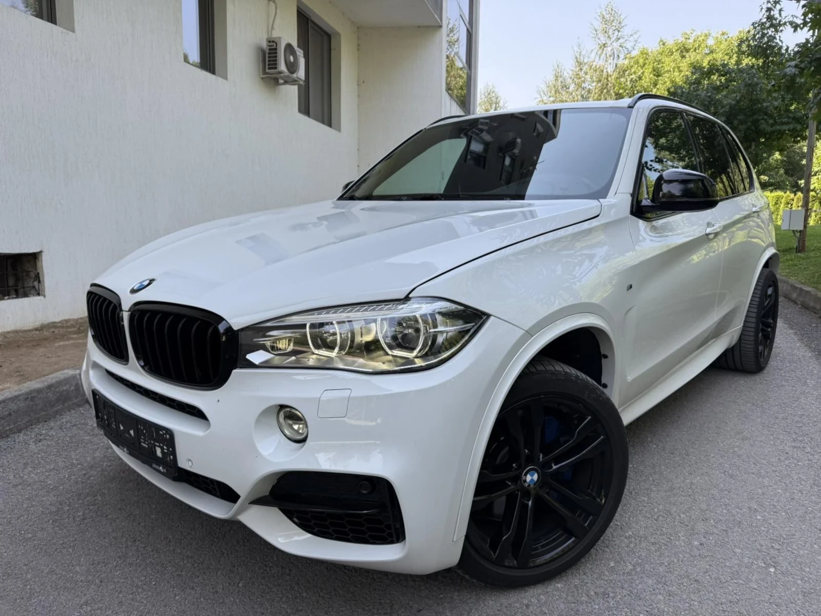 BMW X5 M50d / M-OPTIC / КАМЕРА - изображение 3