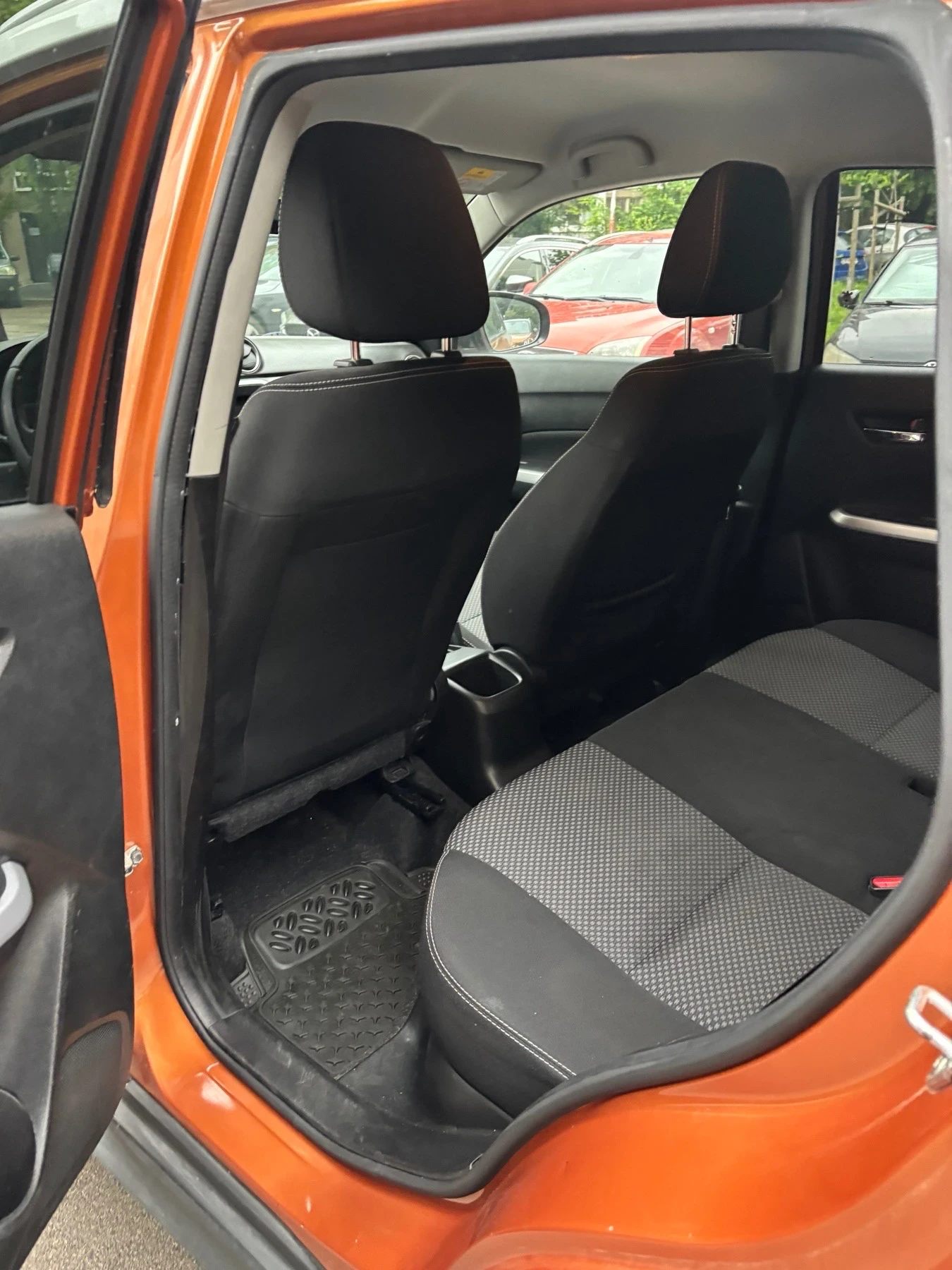 Suzuki Vitara, снимка 12 - Автомобили и джипове - 54643329