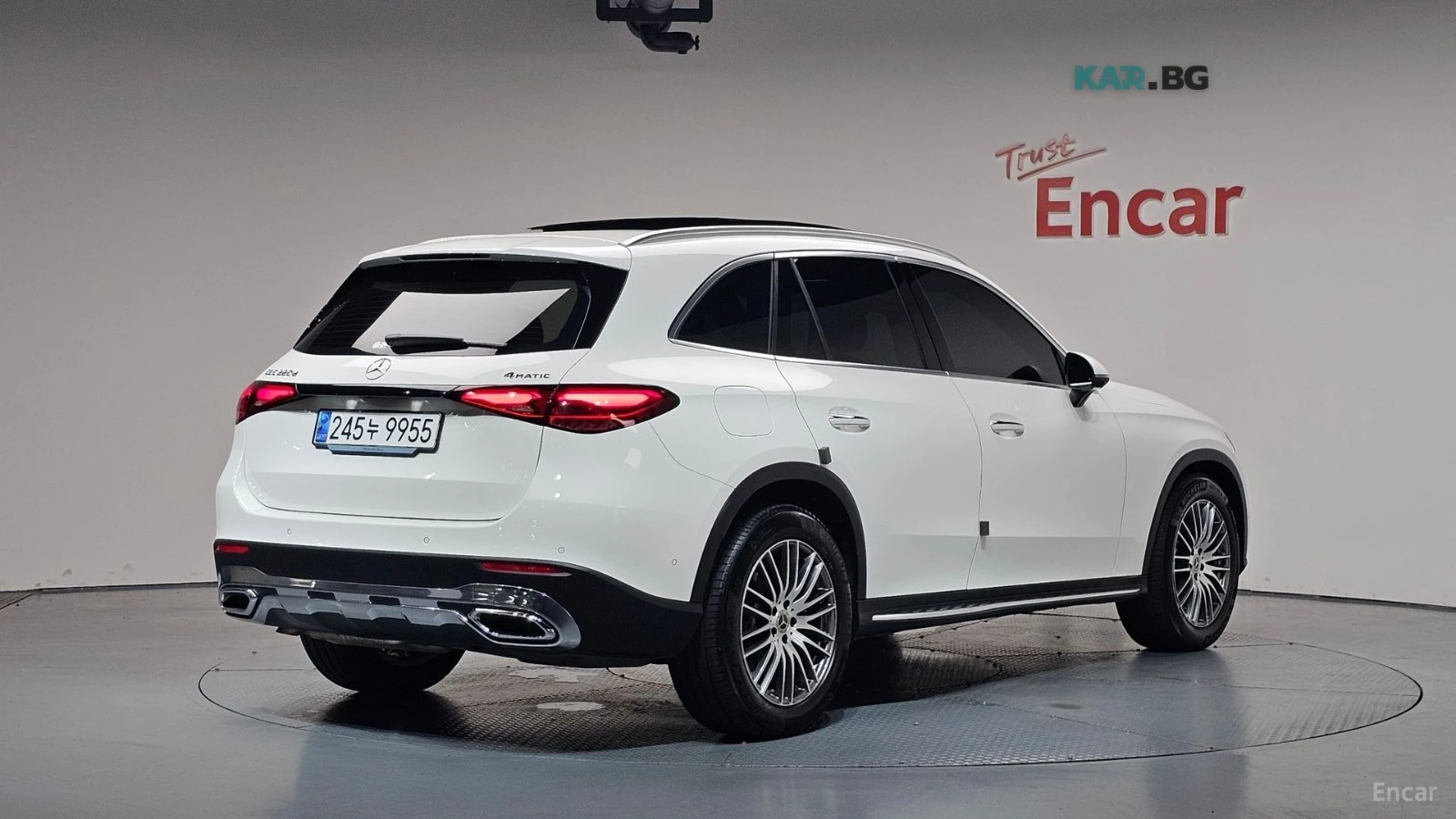 Mercedes-Benz GLC 220 D 4MATIC Автокредит Цена до България, снимка 2 - Автомобили и джипове - 55187393