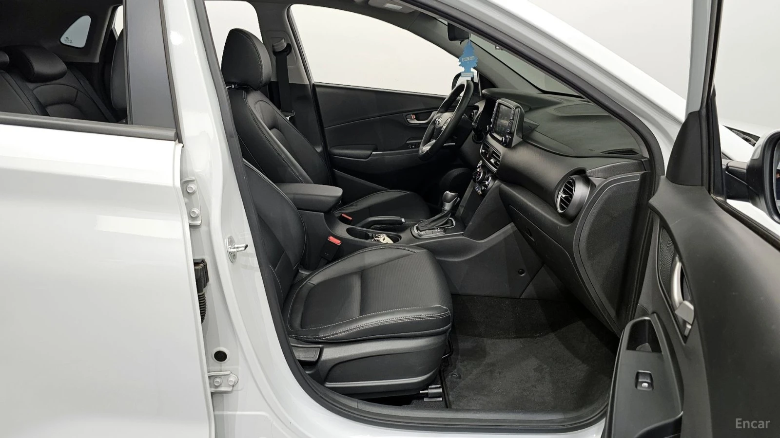 Hyundai Kona 1.6 Turbo 2WD Modern Pop, снимка 9 - Автомобили и джипове - 55493724