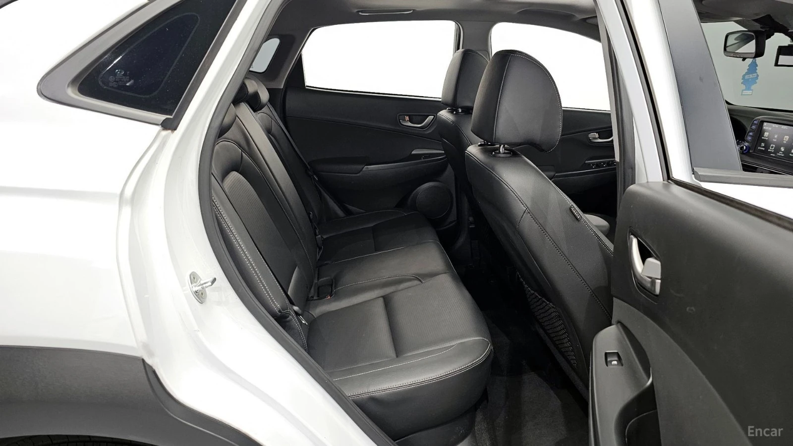 Hyundai Kona 1.6 Turbo 2WD Modern Pop, снимка 10 - Автомобили и джипове - 55493724