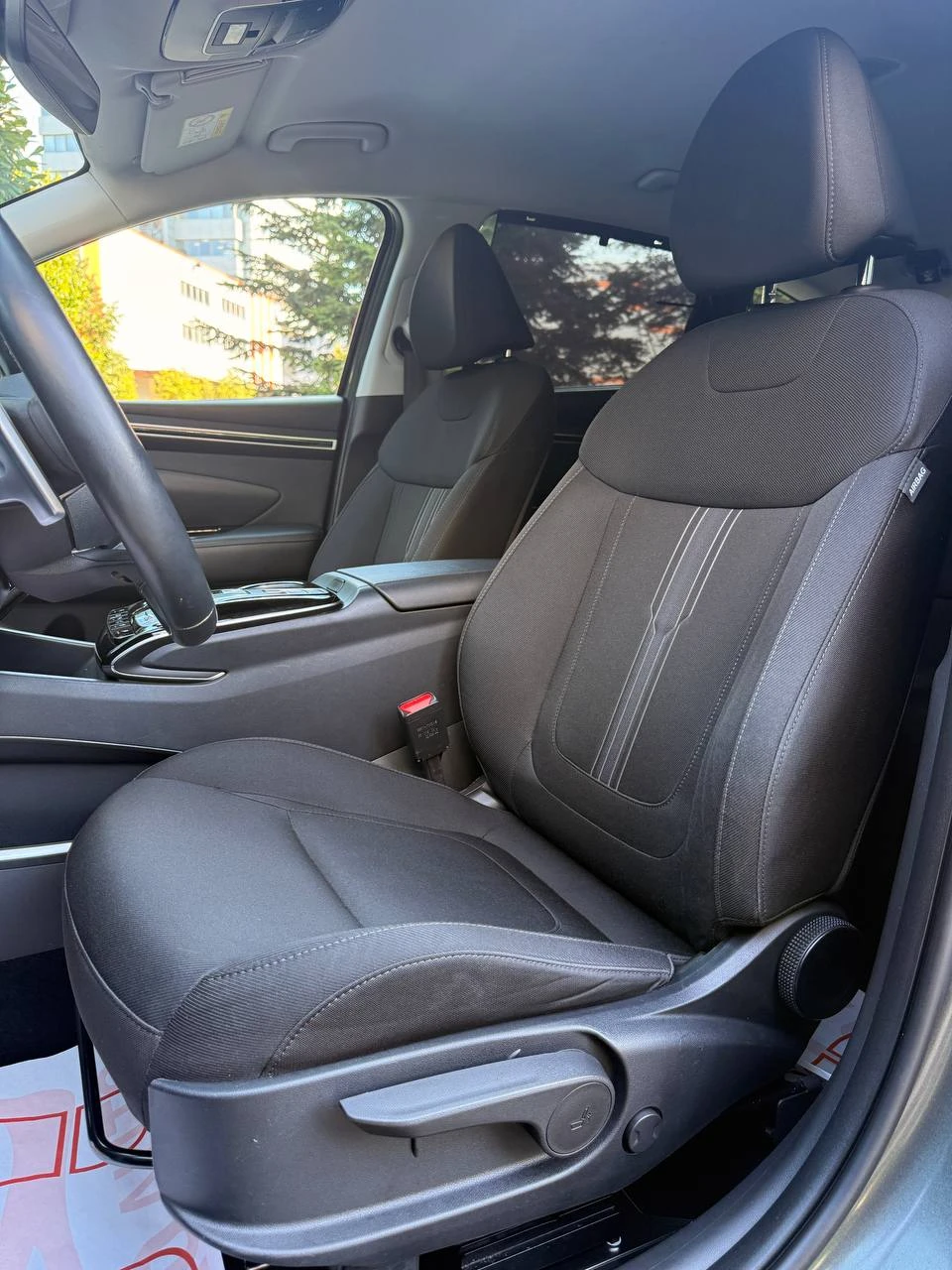 Hyundai Tucson 1.6T-GDI HYBRID* СЕРВИЗНА ИСТОРИЯ* 99000км* , снимка 7 - Автомобили и джипове - 55499620