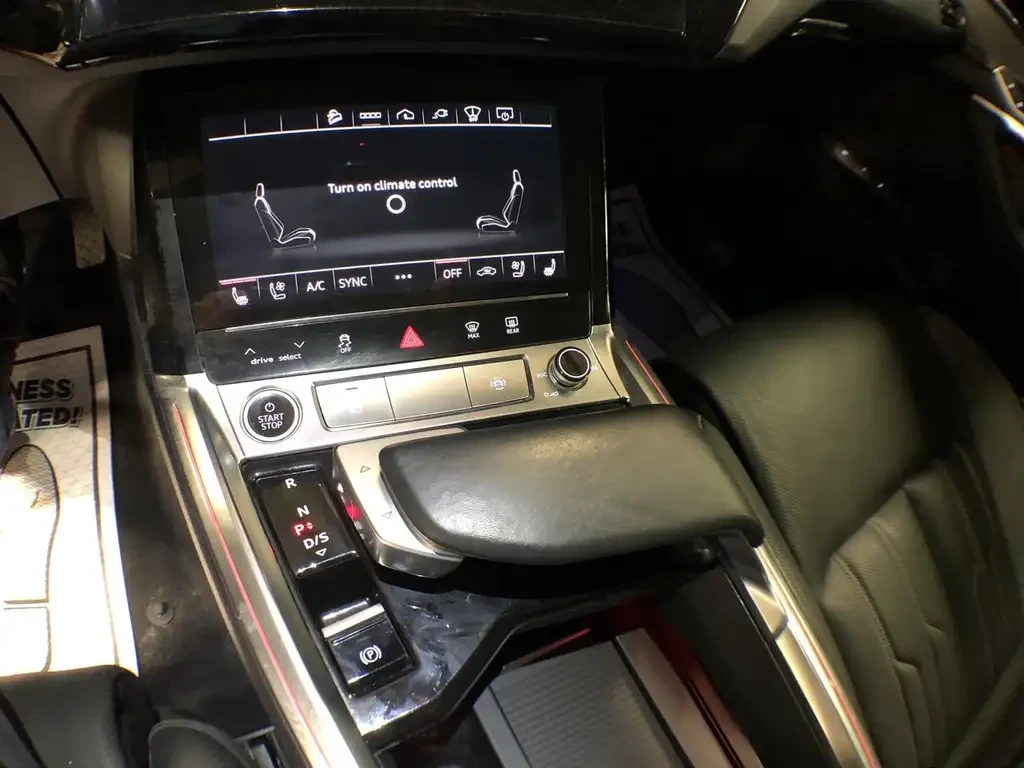 Audi Q8 e-tron Sportback, снимка 10 - Автомобили и джипове - 56336702
