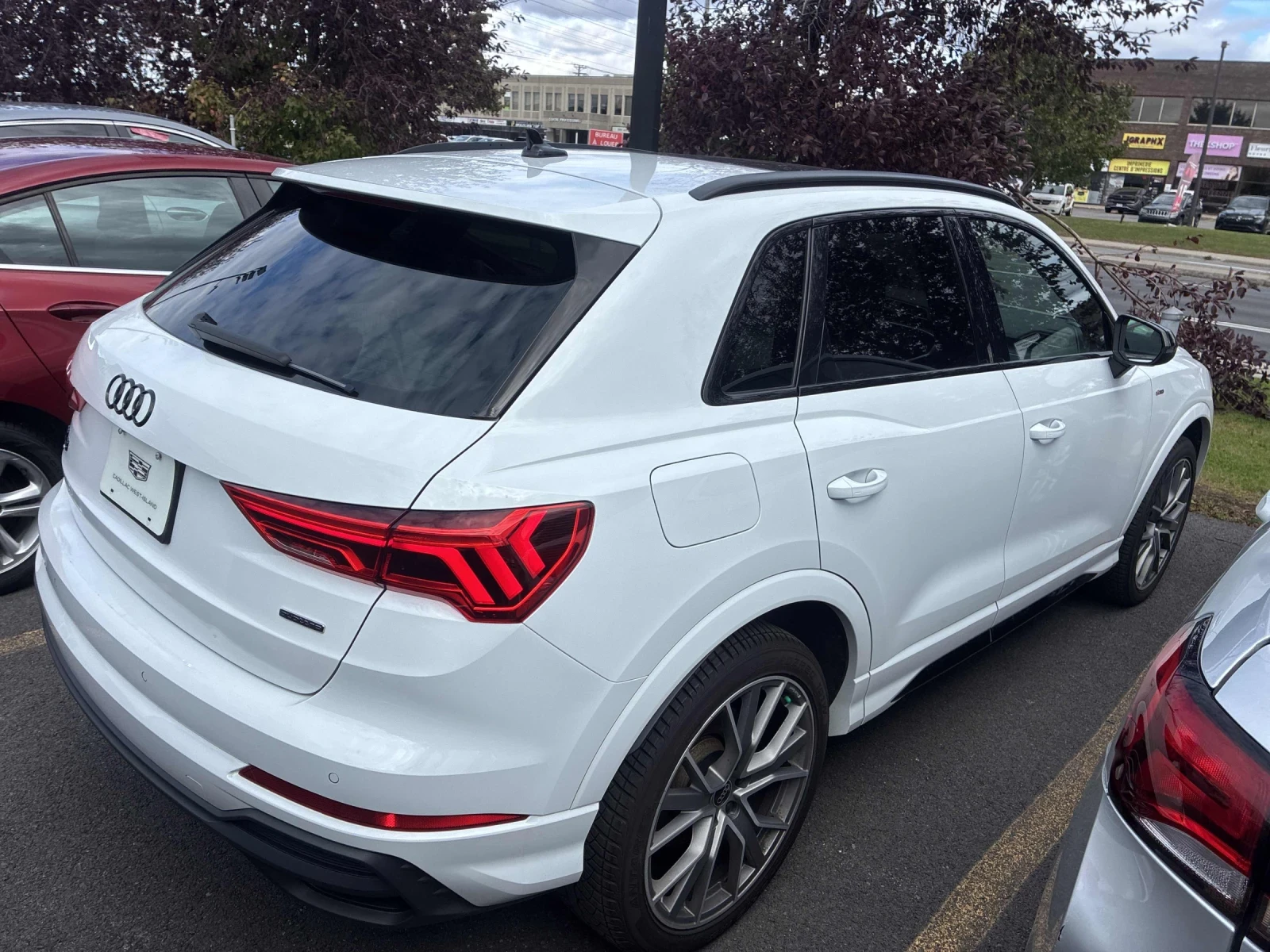 Audi Q3 Technik* S-line* 360* Dist* Pano* �������* + ���� | Mobile.bg � ����������� 5