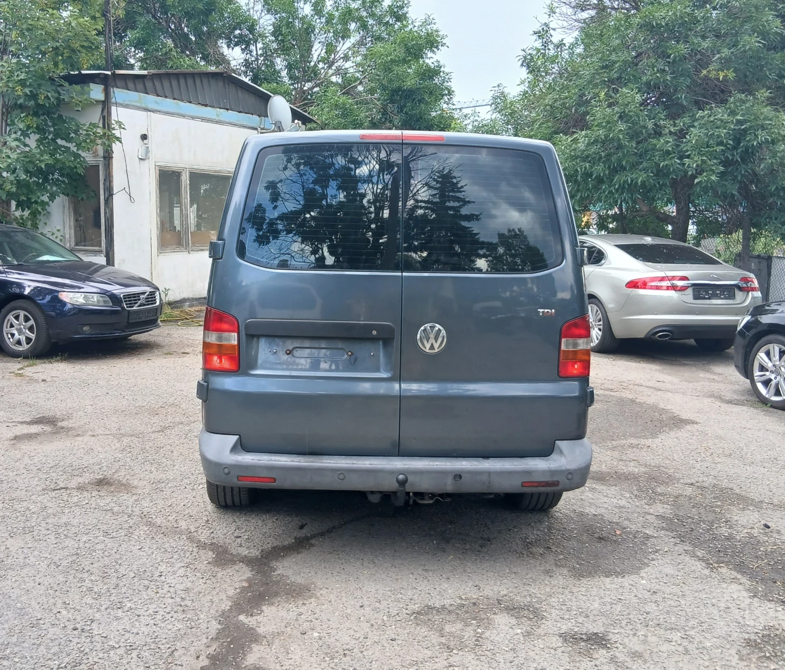VW T5 2.5 131 к.с. AC 5 места, снимка 6 - Бусове и автобуси - 55134506