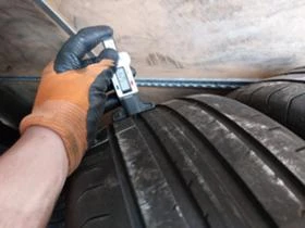 Гуми Летни 225/50R17, снимка 4