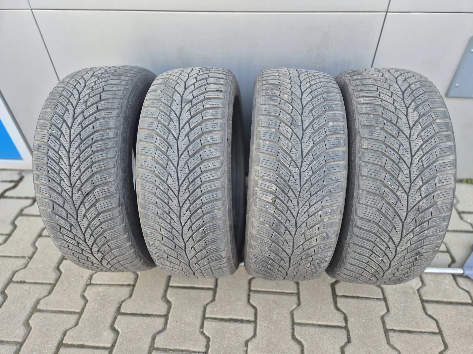 Гуми Всесезонни 225/50R17