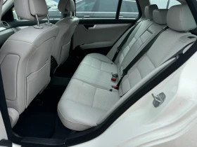 Обява за продажба на Mercedes-Benz C 220 AMG avantgarde ~14 800 лв. - изображение 9