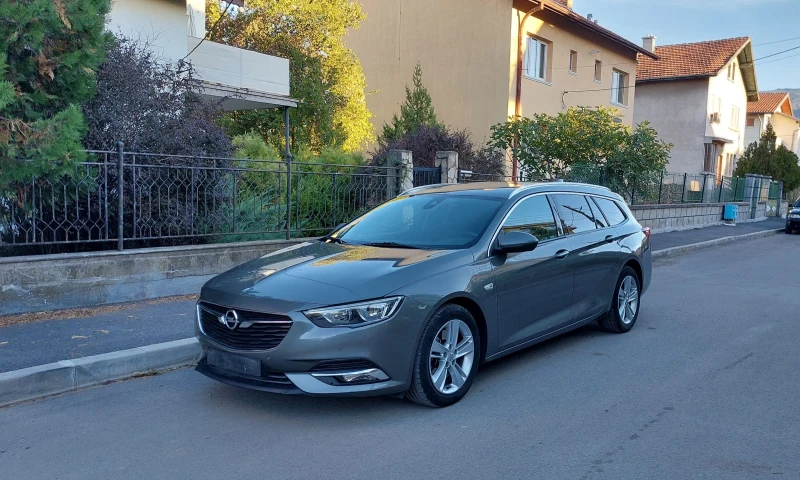 Opel Insignia Grand Sport Turbo Diesel 140кс 6 скорости , снимка 1 - Автомобили и джипове - 47466317