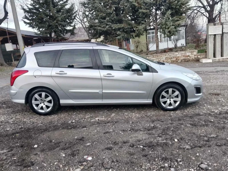 Peugeot 308 1.6 hdi 2011, снимка 2 - Автомобили и джипове - 48648604