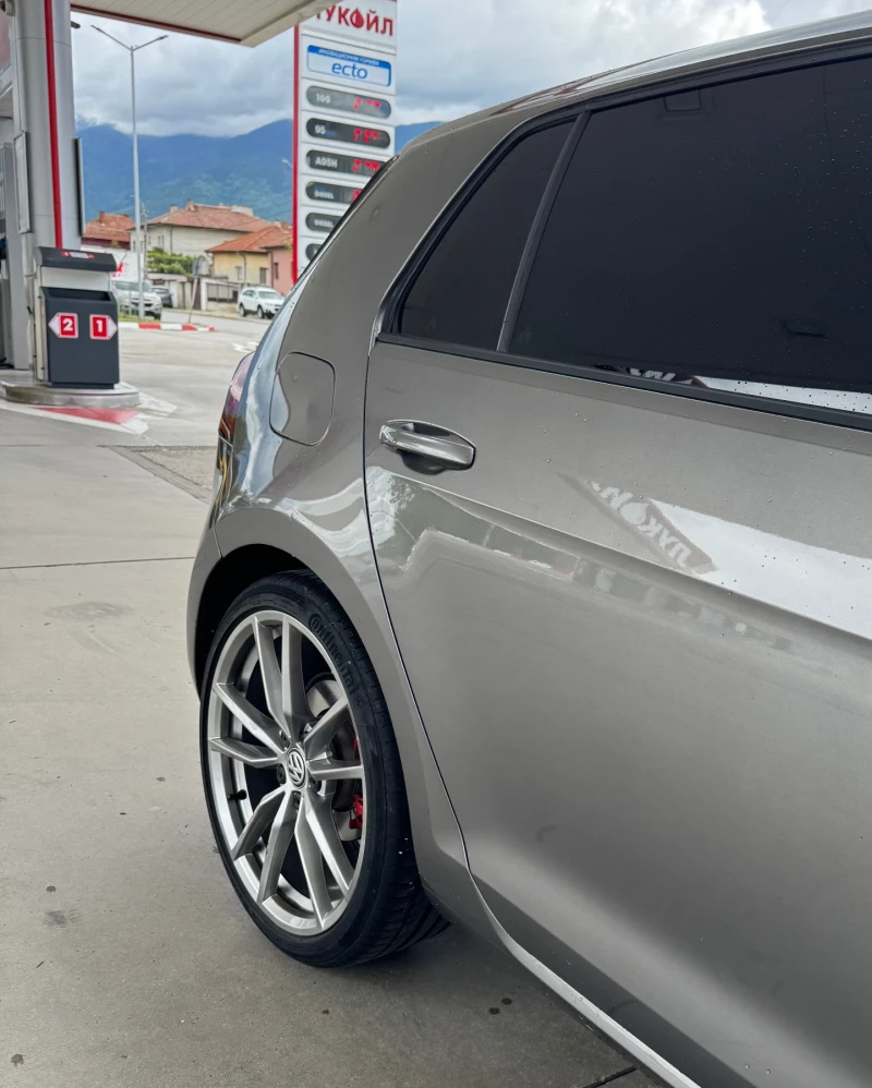 VW Golf, снимка 7 - Автомобили и джипове - 52275505
