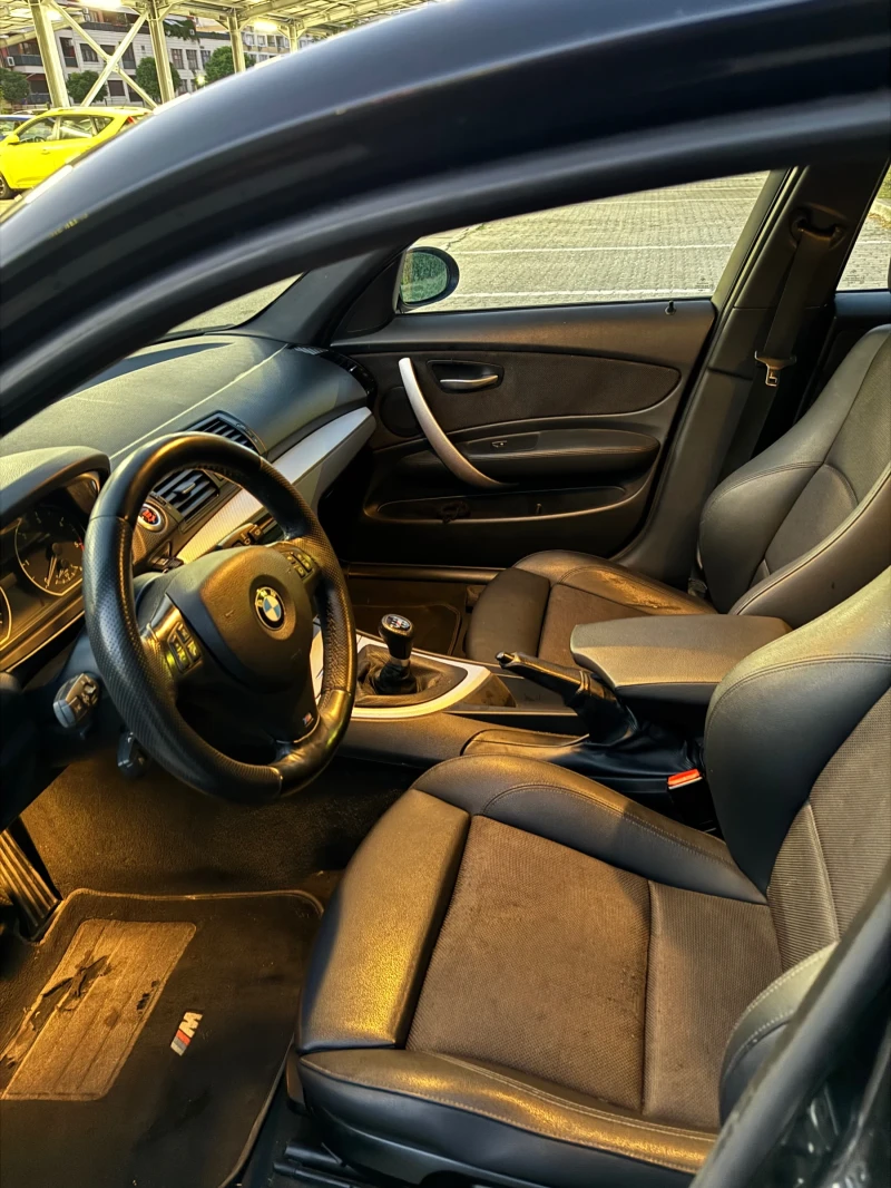BMW 118 Pack M 2.0d, снимка 6 - Автомобили и джипове - 51708436