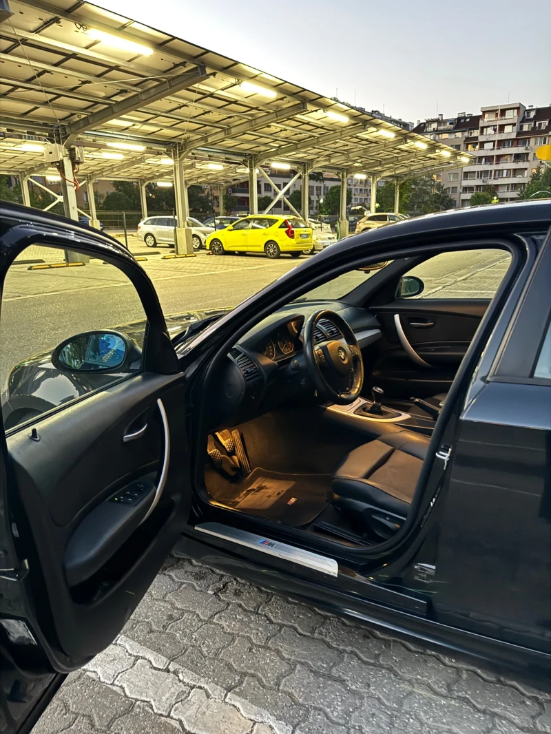 BMW 118 Pack M 2.0d, снимка 5 - Автомобили и джипове - 51708436