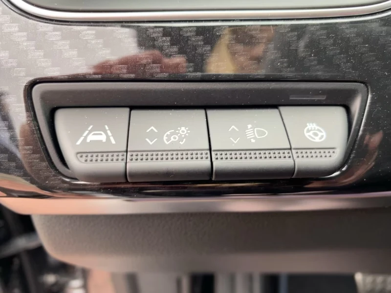 Renault Arkana 1.6HEV/143HP/E-TECH-ENGINEERED/AMBI/ACC/KLESS/908f, снимка 15 - Автомобили и джипове - 52296357