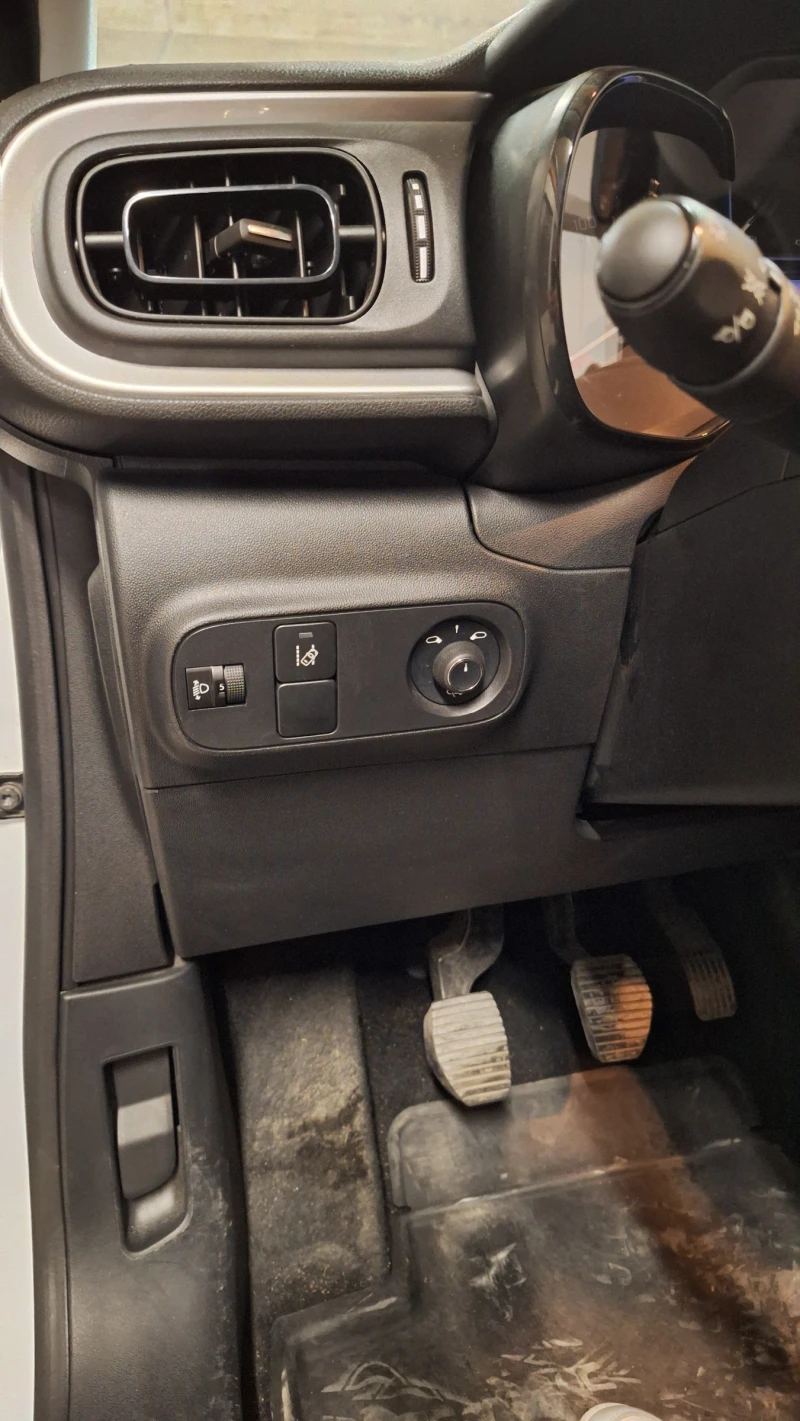 Citroen C3, снимка 8 - Автомобили и джипове - 52432974
