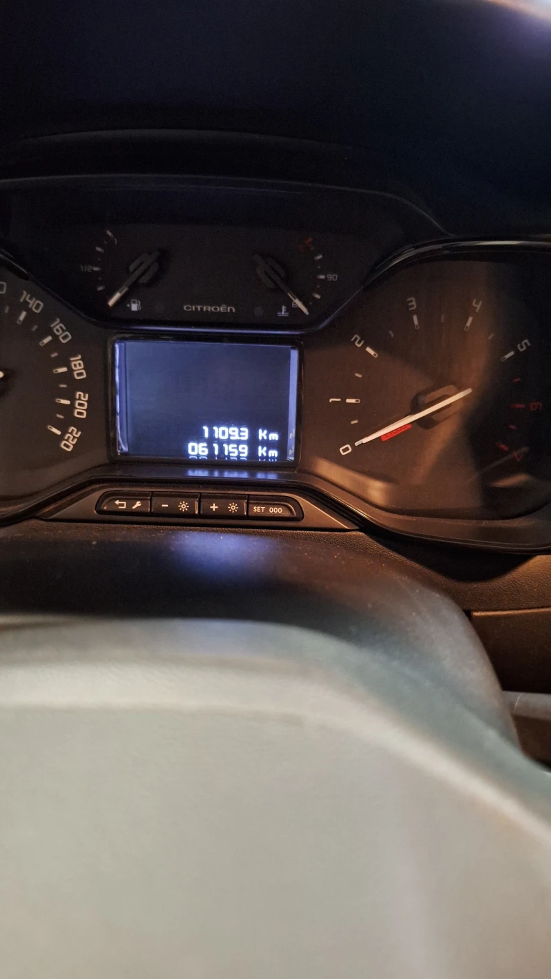 Citroen C3, снимка 7 - Автомобили и джипове - 52432974