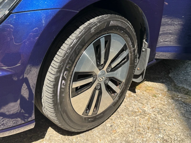 VW Golf, снимка 12 - Автомобили и джипове - 52741007