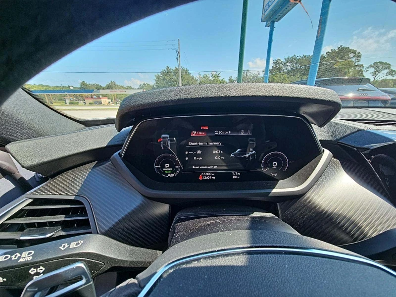 Audi E-Tron GT quattro Prestige, снимка 6 - Автомобили и джипове - 53211854