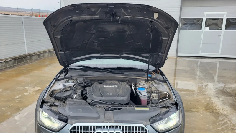 Audi A4 Allroad 2.0TDI-177 KEYLESS* FULL* ПРОЧЕТИ!!!, снимка 8 - Автомобили и джипове - 53272923
