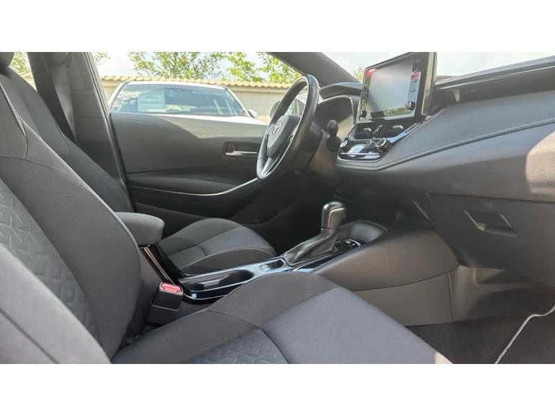 Toyota Corolla EXECUTIVE - изображение 6