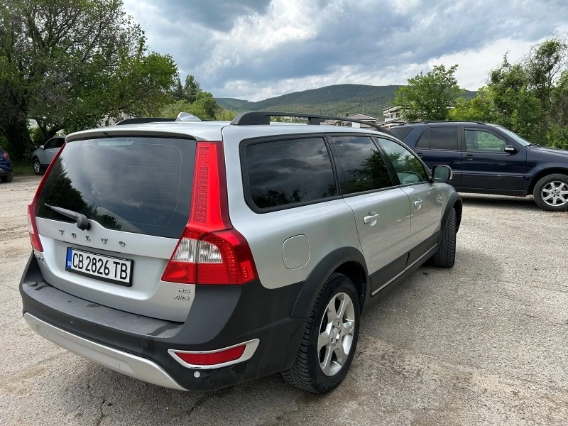 Volvo Xc70 D5 AWD - изображение 4