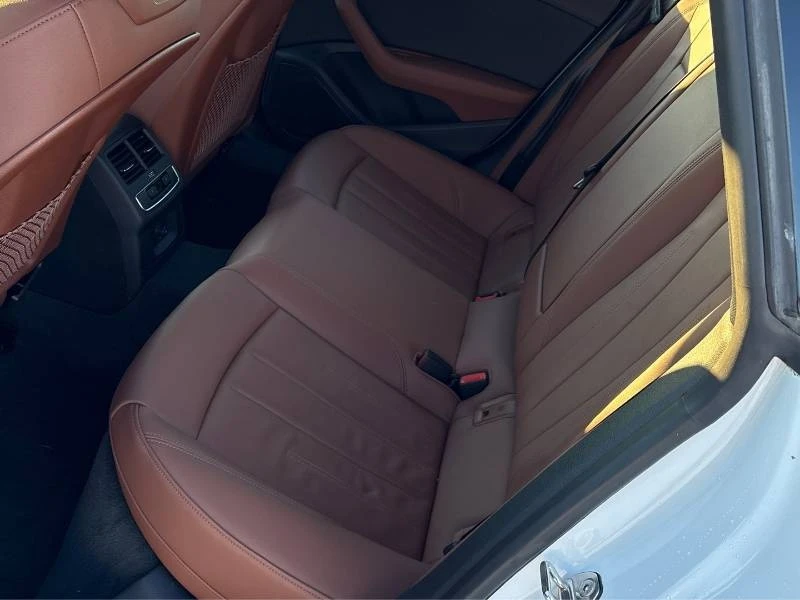 Audi A5 / DISTRONIC / PANO / Komfort / CARFAX, снимка 12 - Автомобили и джипове - 53382916