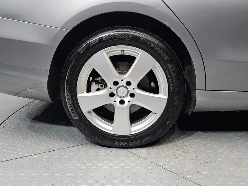 Mercedes-Benz C 200 TOP NAVI KEYLESS!!!, снимка 5 - Автомобили и джипове - 55390953