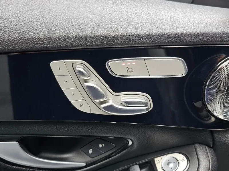Mercedes-Benz C 200 TOP NAVI KEYLESS!!!, снимка 16 - Автомобили и джипове - 55390953