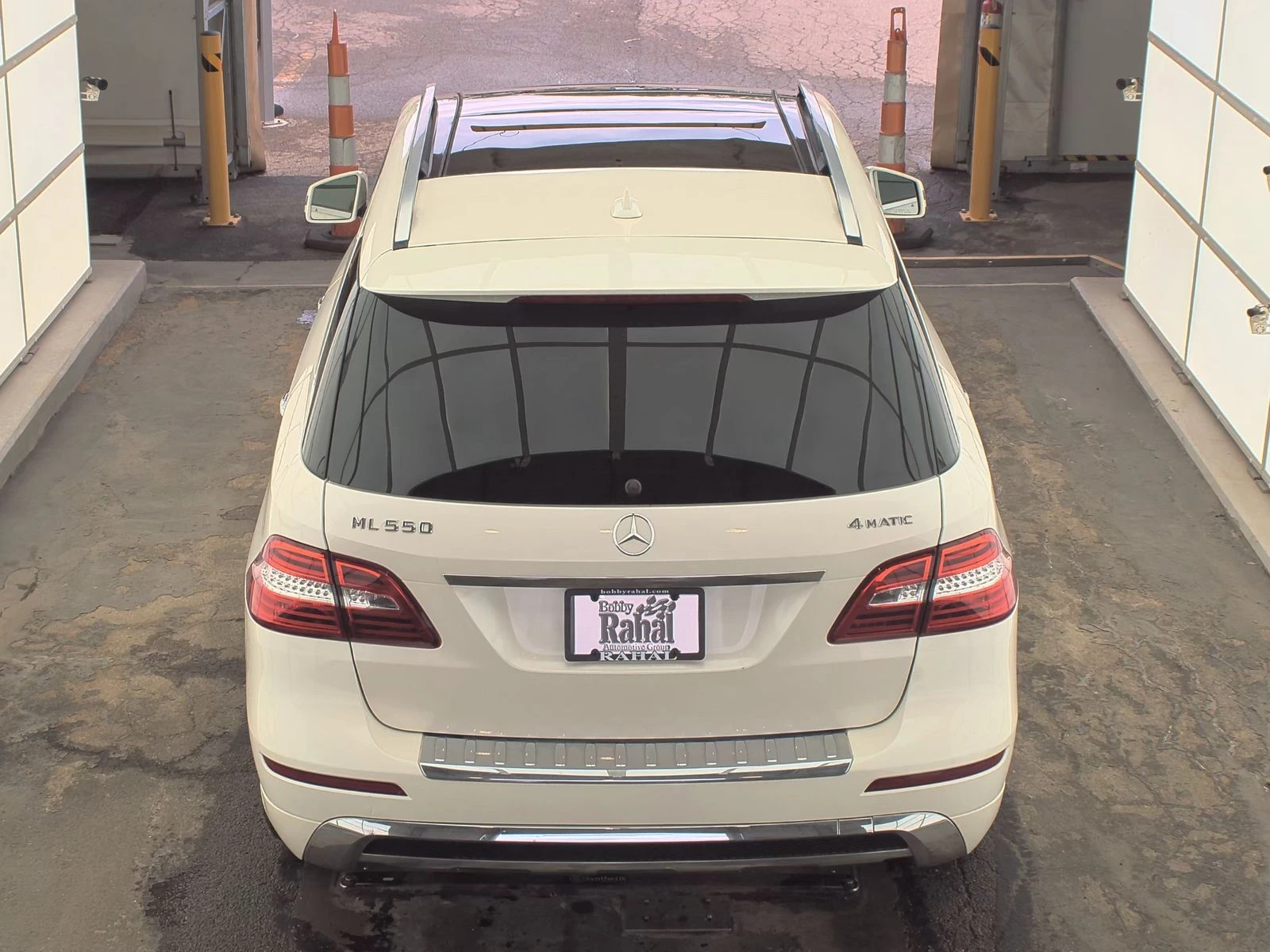 Mercedes-Benz ML 550  - изображение 6