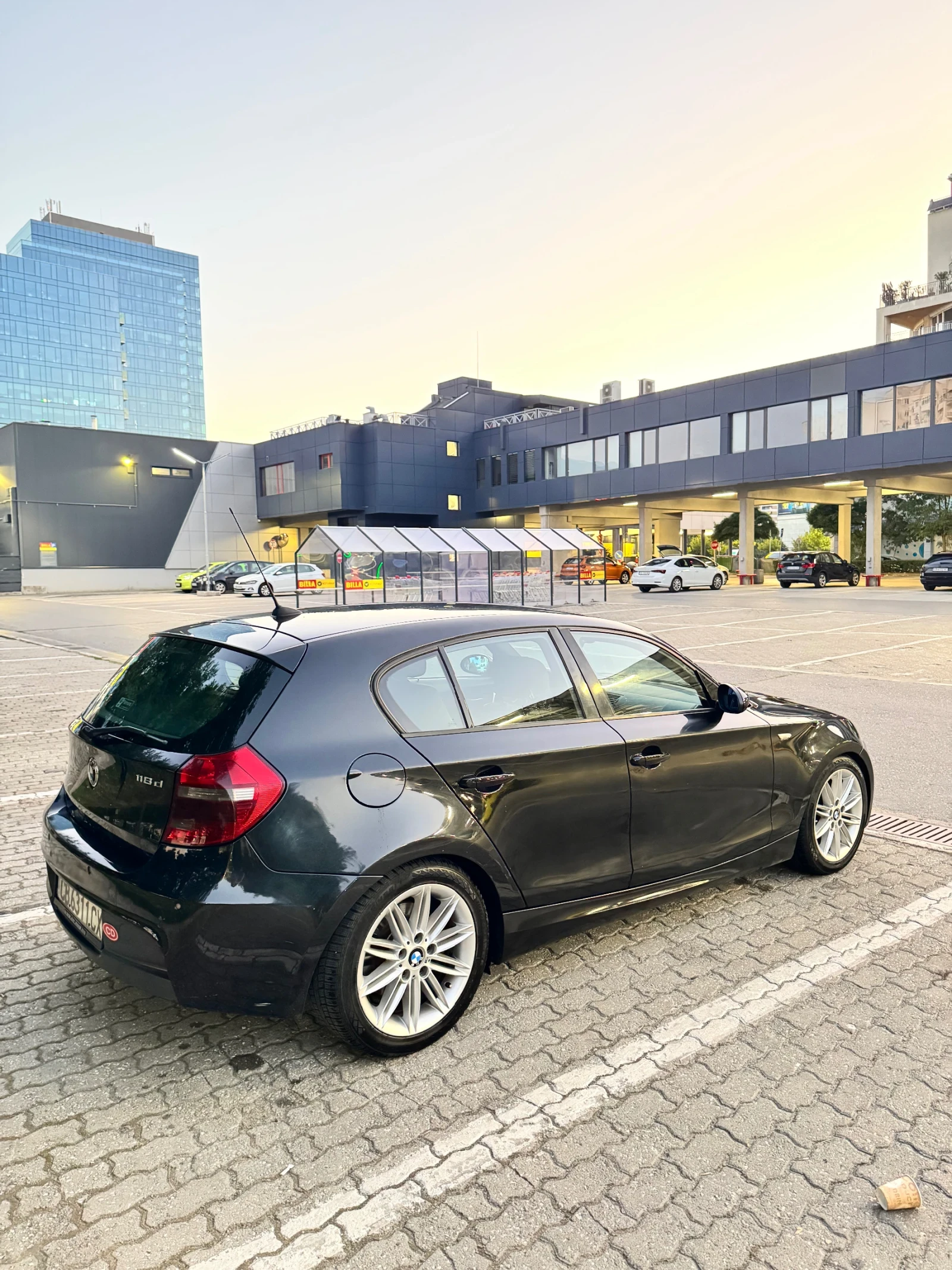 BMW 118 Pack M 2.0d | Mobile.bg   11